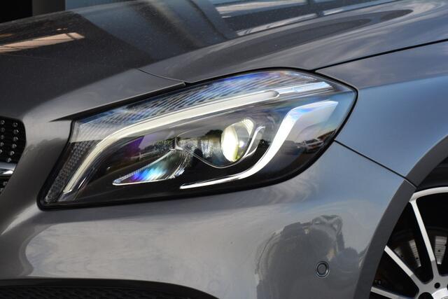 Mercedes-Benz A-KLASSE 160 AMG | 18 Inch | Camera | LED |