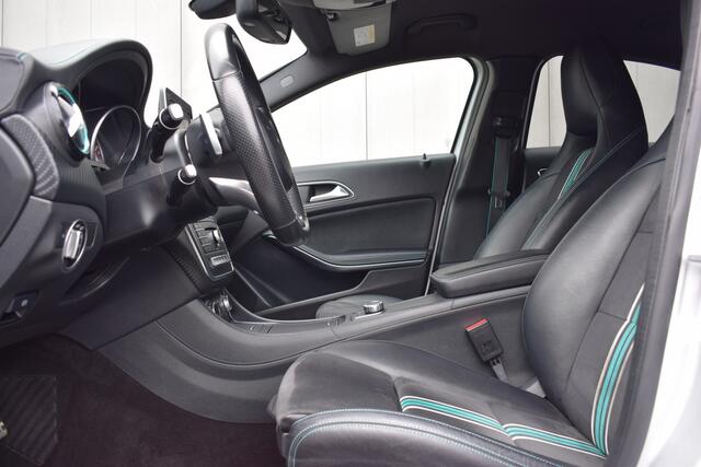 Mercedes-Benz A-KLASSE 200 Automaat Motorsport Edition LED | Leder/Alcantara | Full Map Navi | Sportstoelen | 18 Inch LMV