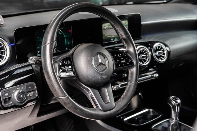 Mercedes-Benz A-KLASSE 160 | Camera | Sfeer | Navigatie