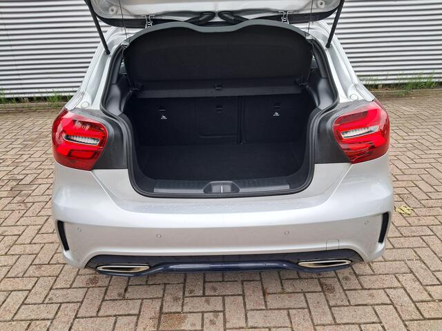 Mercedes-Benz A-KLASSE 180 AMG Automaat met schuif/kanteldak | Clima | Navigatie | Schuif/kanteldak | LM Velgen | Ndl auto | RIJKLAARPRIJS INCL 12 MAANDEN GARANTIE EN BEURT