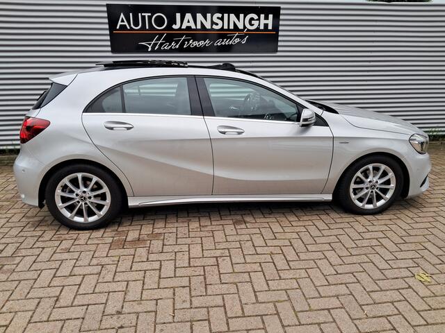 Mercedes-Benz A-KLASSE 180 AMG Automaat met schuif/kanteldak | Clima | Navigatie | Schuif/kanteldak | LM Velgen | Ndl auto | RIJKLAARPRIJS INCL 12 MAANDEN GARANTIE EN BEURT