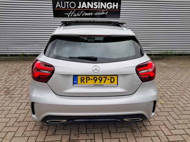 Mercedes-Benz A-KLASSE 180 AMG Automaat met schuif/kanteldak | Clima | Navigatie | Schuif/kanteldak | LM Velgen | Ndl auto | RIJKLAARPRIJS INCL 12 MAANDEN GARANTIE EN BEURT