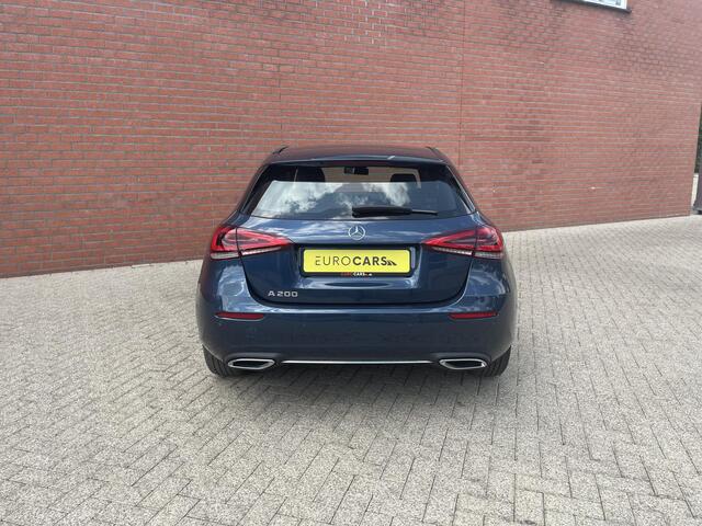 Mercedes-Benz A-KLASSE 200 163pk DCT Progressive Navigatie Parkeersensoren Camera Cruise Control Stoelverwarming Ledverlichting Climate Control