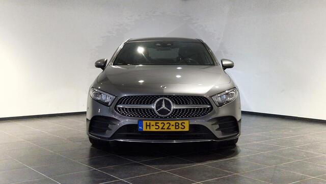 Mercedes-Benz A-KLASSE 180 Business Solution AMG | Panoramadak | Carplay