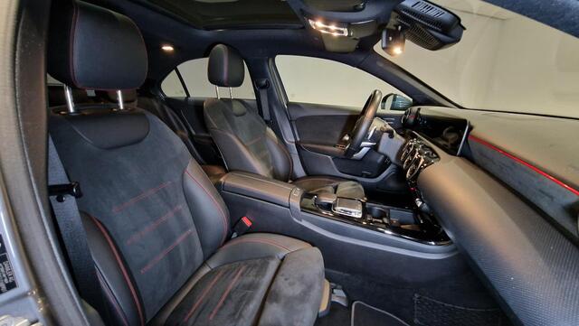 Mercedes-Benz A-KLASSE 180 Business Solution AMG | Panoramadak | Carplay