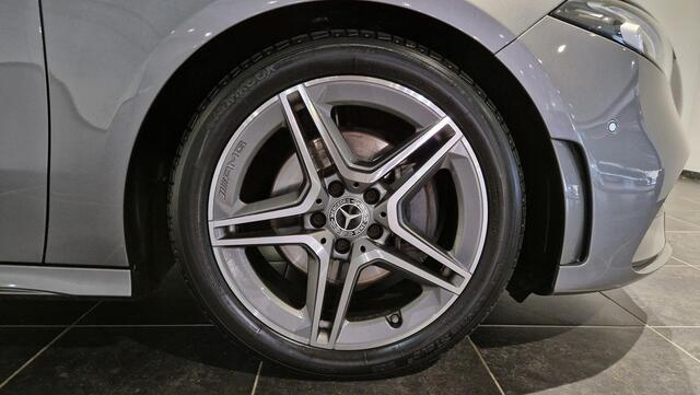 Mercedes-Benz A-KLASSE 180 Business Solution AMG | Panoramadak | Carplay