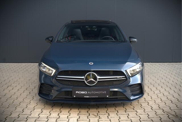 Mercedes-Benz A-KLASSE AMG 35 4MATIC | Panoramadak | Burmester | Stoelverwarming | Keyless | Aero pack | Adaptive Cruise Control | Ambiance verlichting | Camera | Driving Assistant | DAB | LED