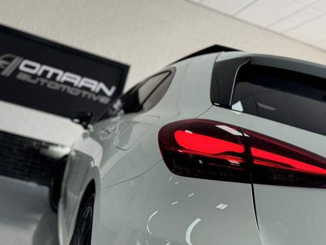 Mercedes-Benz A-KLASSE A 200 AMG Line Facelift 2023 PANO SFEER