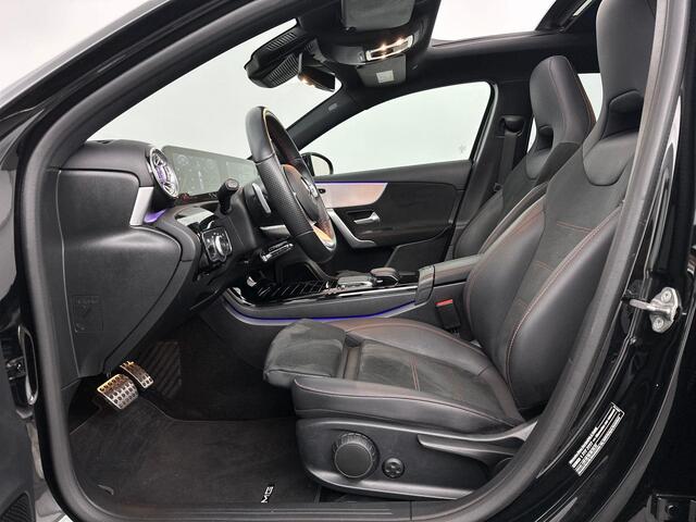 Mercedes-Benz A-KLASSE 250 Premium AMG Pano Sfeer Camera
