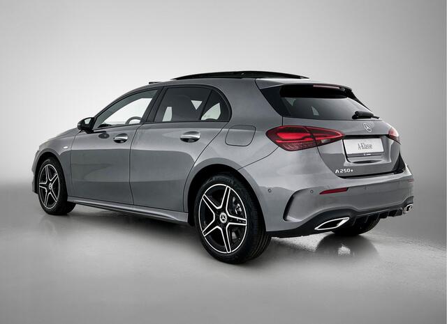 Mercedes-Benz A-KLASSE 250 e Business Solution AMG | Nightpakket | Parkeerpakket met achteruitrijcamera | KEYLESS GO | Spiegelpakket | EASY PACK achterklep | Extra USB-poorten | Sfeerverlichting | MULTIBEAM LED |