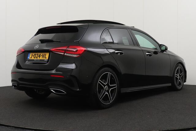 Mercedes-Benz A-KLASSE 180 Aut. AMG Night Pano-dak Memory Trekhaak Camera