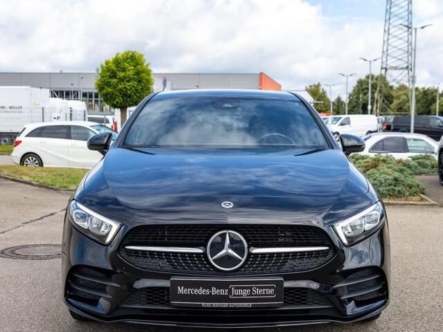 Mercedes-Benz A-KLASSE 250 e AMG ** LED, MBUX+, 19-inch LMV, NIGHT- & SPIEGEL PACK ** 1e EIG - UNFALLFREI - JUNGE STERNE ** ** INFORMEER OOK NAAR ONZE AANTREKKELIJKE FINANCIAL-LEASE TARIEVEN **
