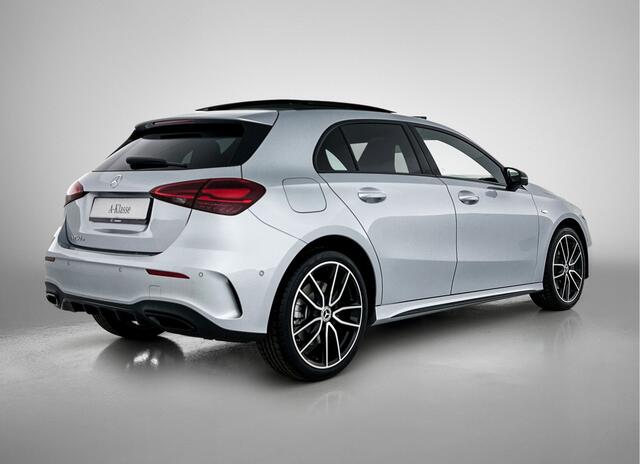 Mercedes-Benz A-KLASSE 250 e Business Solution AMG | Nightpakket | AMG Line Plus pakket | Parkeerpakket met 360°-camera | KEYLESS GO | Head-up display | Dodehoekassistent | Stoelverwarming voor | Licht- en zicht pakket |