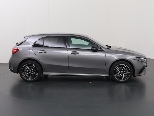 Mercedes-Benz A-KLASSE 250e Star Edition AMG NIGHT | Apple Carplay/Android Auto | MultiBEAM LED | Keyless Entry | Sfeerverlichting | Dodehoekassistent | Camera |