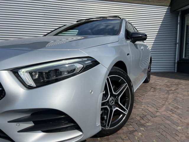 Mercedes-Benz A-KLASSE 250 e Business Solution AMG Limited panoramadak night pakket