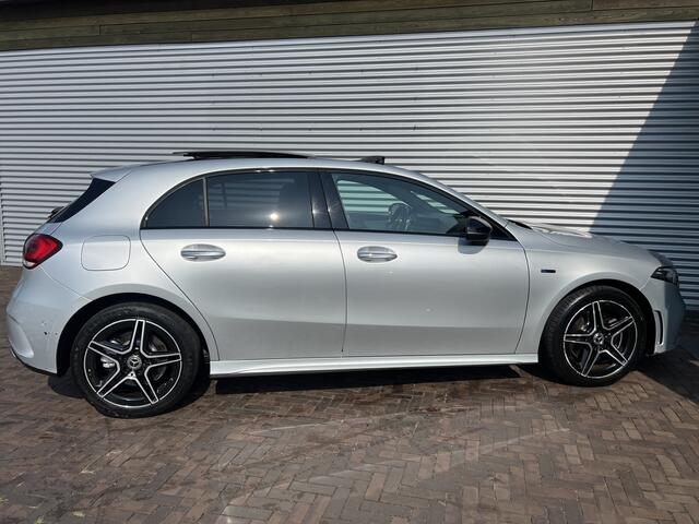 Mercedes-Benz A-KLASSE 250 e Business Solution AMG Limited panoramadak night pakket