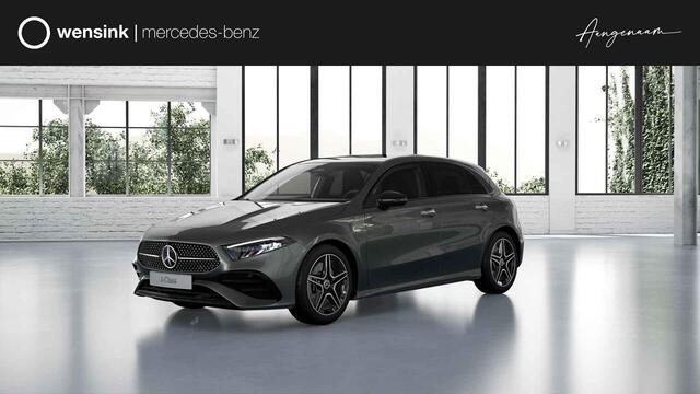 Mercedes-Benz A-KLASSE 250e Star Edition AMG Line | Night | Panoramadak | Sfeerverlichting | Stoelverwarming | Parkeercamera |