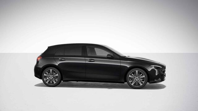 Mercedes-Benz A-KLASSE 180 Star Edition Luxury Line | Night | Achteruitrijcamera | LED-koplampen | Dodehoekassistent
