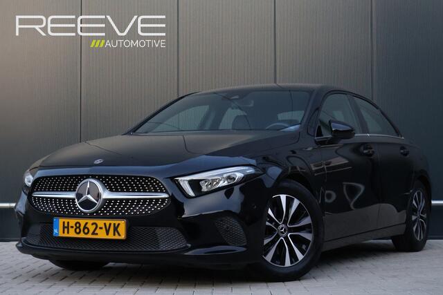 Mercedes-Benz A-KLASSE 180 Business Solution Automaat | Stoelverwarming | Camera | Sportstoelen | Carplay / Android Auto | NL Auto!