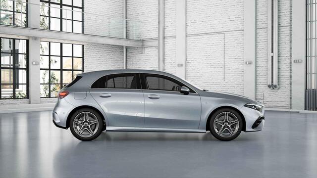 Mercedes-Benz A-KLASSE 250e Business Solution AMG | Panoramaschuifdak | Achteruitrijcamera| Stoelverwarming voor | LED koplampen |