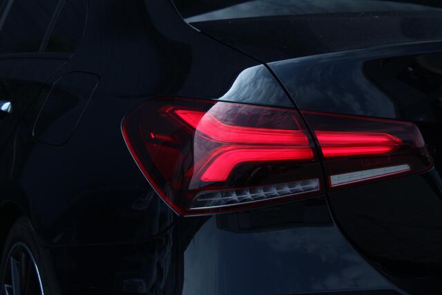 Mercedes-Benz A-KLASSE 220 4MATIC AMG | Leder | Sfeerverl. | Camera | Premium Plus