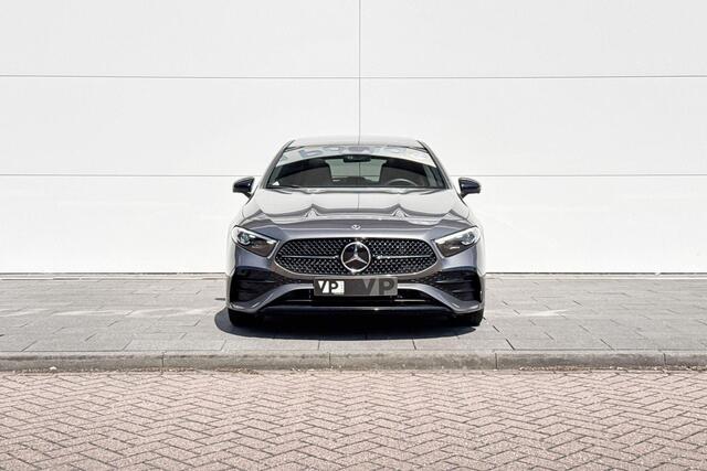 Mercedes-Benz A-KLASSE 200 AMG Line | Premium Plus-pakket | Techniek-pakket