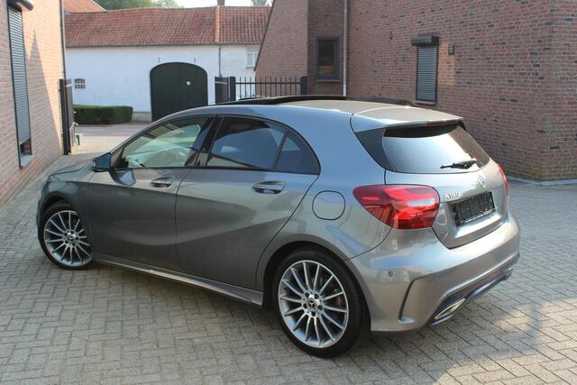 Mercedes-Benz A-KLASSE 180 Sport Edition AMG Pack, Night Pack, Panoramadak, PDC incl Camera, Klima, Winterpack. 1e eigenaar