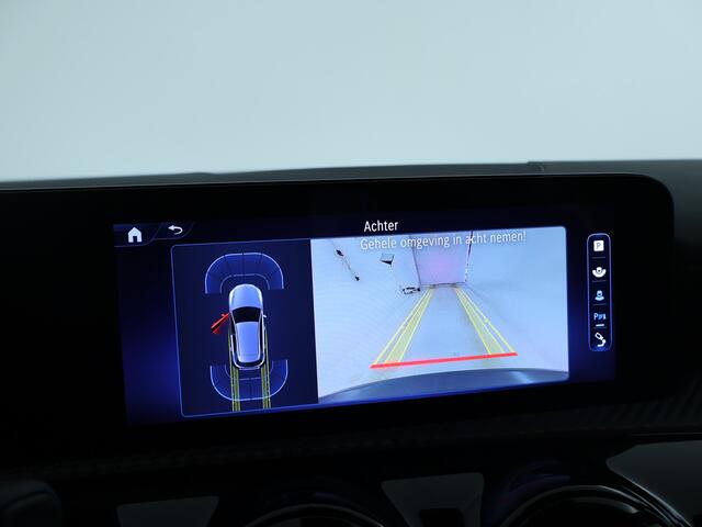 Mercedes-Benz A-KLASSE 250 e Star Edition | Trekhaak | Dodehoekassistent | Parkeerpakket met Camera | Stoelverwarming | DAB | LED | Extra USB-poorten | Spiegelpakket | Zitcomfortpakket | Comfortstoelen voor |