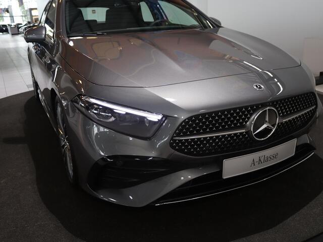 Mercedes-Benz A-KLASSE 180 Star Edition AMG Line LIMITED | Panoramaschuifdak | Head-up display | Multibeam LED | Elektrisch voorstoelen met geheugen