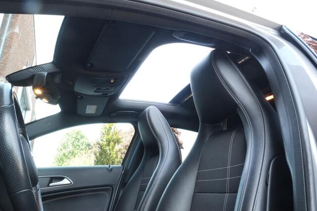 Mercedes-Benz A-KLASSE 180 Prestige Panoramadak, Trekhaak, Dodehoek detectie