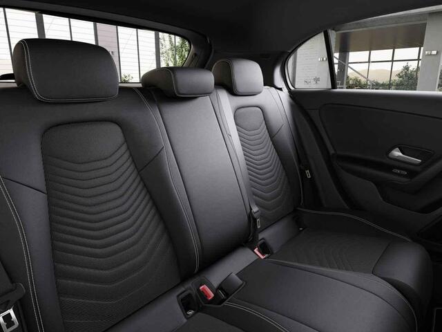 Mercedes-Benz A-KLASSE Hatchback 180 Business Solution