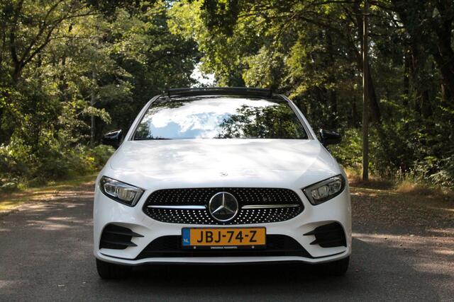 Mercedes-Benz A-KLASSE 250 e | Pano | Ambient | Widescreen