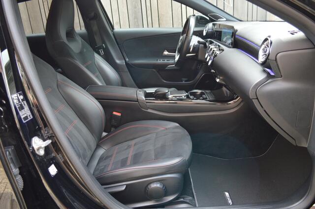 Mercedes-Benz A-KLASSE 250 e AMG Led Panorama Distronic Burmester Camera 360 Night Pdc