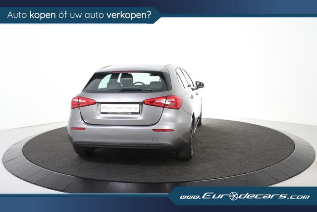 Mercedes-Benz A-KLASSE 180 Business Solution *1ste Eigenaar*Navigatie*Parkassist*