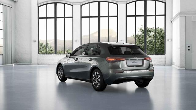 Mercedes-Benz A-KLASSE 180 Business Solution | Comfortstoelen | DAB | LED | 10.25" Multimedia Scherm | Navigatie | Parkeersensoren V+A | Dodehoek detectie | Climate Control |