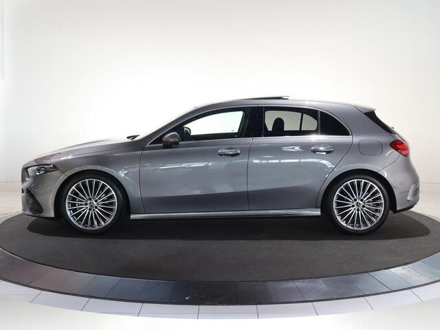 Mercedes-Benz A-KLASSE 180 Star Edition AMG Line | AMG Line Plus | | Panoramaschuifdak | Head-up display | Multibeam LED | Elektrisch voorstoelen met geheugen
