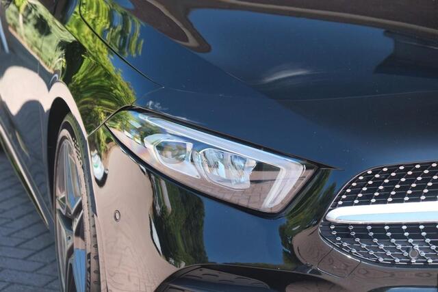 Mercedes-Benz A-KLASSE 200 163pk Aut. Business Solution AMG | Navi | Climate | Cruise | Camera | Stoelverwarming | PDC