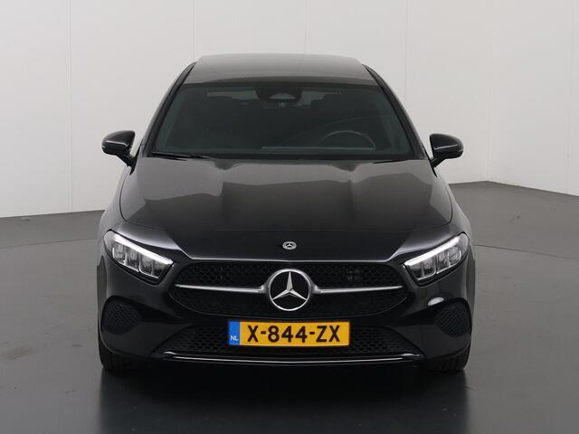 Mercedes-Benz A-KLASSE 250e Business Line | Panorama-schuifdak | Privacy Glass | Stoelverwarming | Achteruitrijcamera | DAB+ |