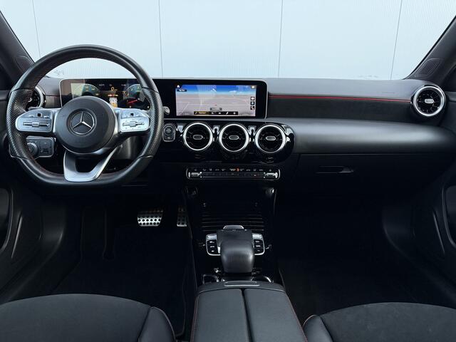 Mercedes-Benz A-KLASSE 220 Launch Edition Automaat AMG-Pakket