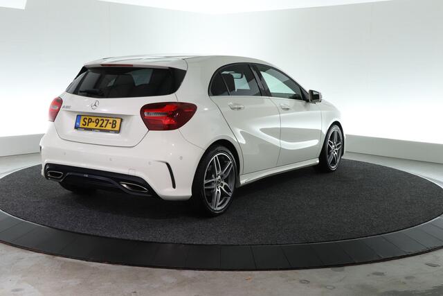 Mercedes-Benz A-KLASSE 180 Business Solution AMG Upgrade Edition | orig. NED | CAMERA | STOELVERW. | CLIMA |
