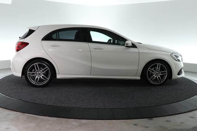 Mercedes-Benz A-KLASSE 180 Business Solution AMG Upgrade Edition | orig. NED | CAMERA | STOELVERW. | CLIMA |