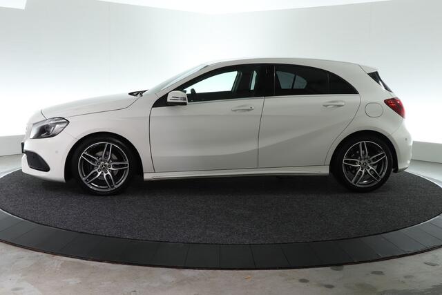 Mercedes-Benz A-KLASSE 180 Business Solution AMG Upgrade Edition | orig. NED | CAMERA | STOELVERW. | CLIMA |
