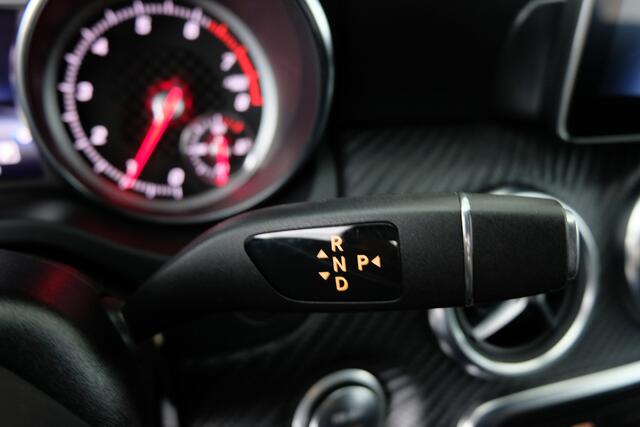 Mercedes-Benz A-KLASSE 180 Business Solution AMG Upgrade Edition | orig. NED | CAMERA | STOELVERW. | CLIMA |