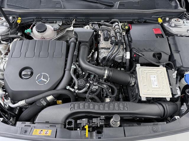 Mercedes-Benz A-KLASSE 250 e Business Solution AMG Limited Sfeerverlichting | Camera | Navigatie | LMV |