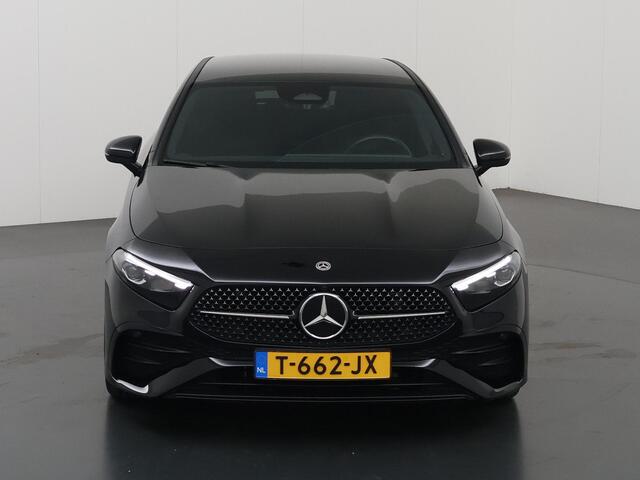 Mercedes-Benz A-KLASSE 180 AMG Line | Burmester | Multibeam | Night pakket |