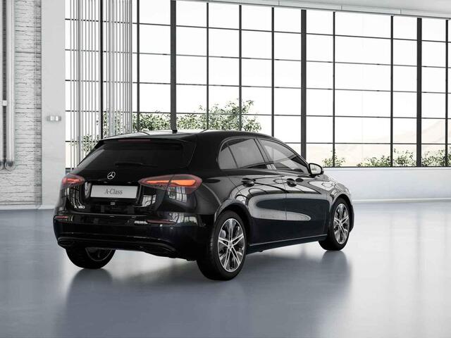 Mercedes-Benz A-KLASSE Hatchback 180 Business Solution Luxury Panorama dak