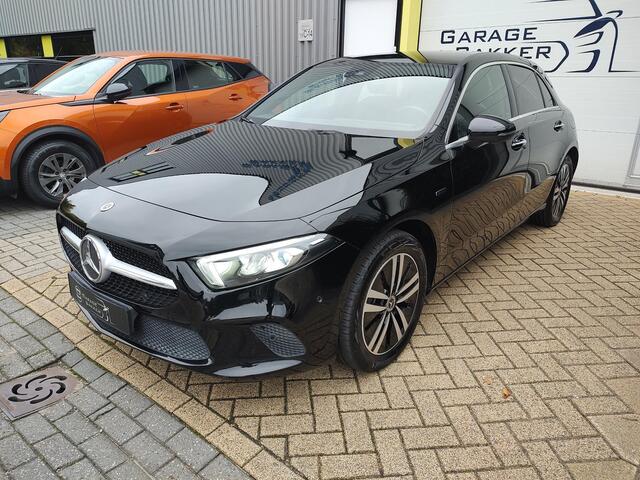 Mercedes-Benz A-KLASSE 250 e Business Line Plug-In Trekhaak Leder Carplay Navi Led 360-Camera Widescreen