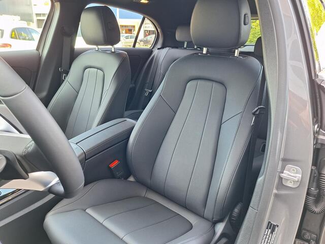 Mercedes-Benz A-KLASSE 250 e Luxury Line | Panoramadak | Dodehoekassistent