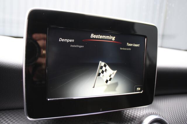 Mercedes-Benz A-KLASSE 180 d Business Solution AMG AUTOMAAT - NAVIGATIE - CAMERA - LED