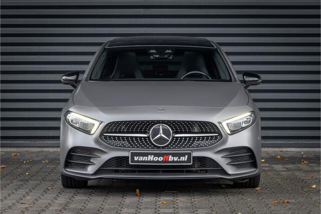 Mercedes-Benz A-KLASSE 200 AMG-Line Pano-19''-Magno